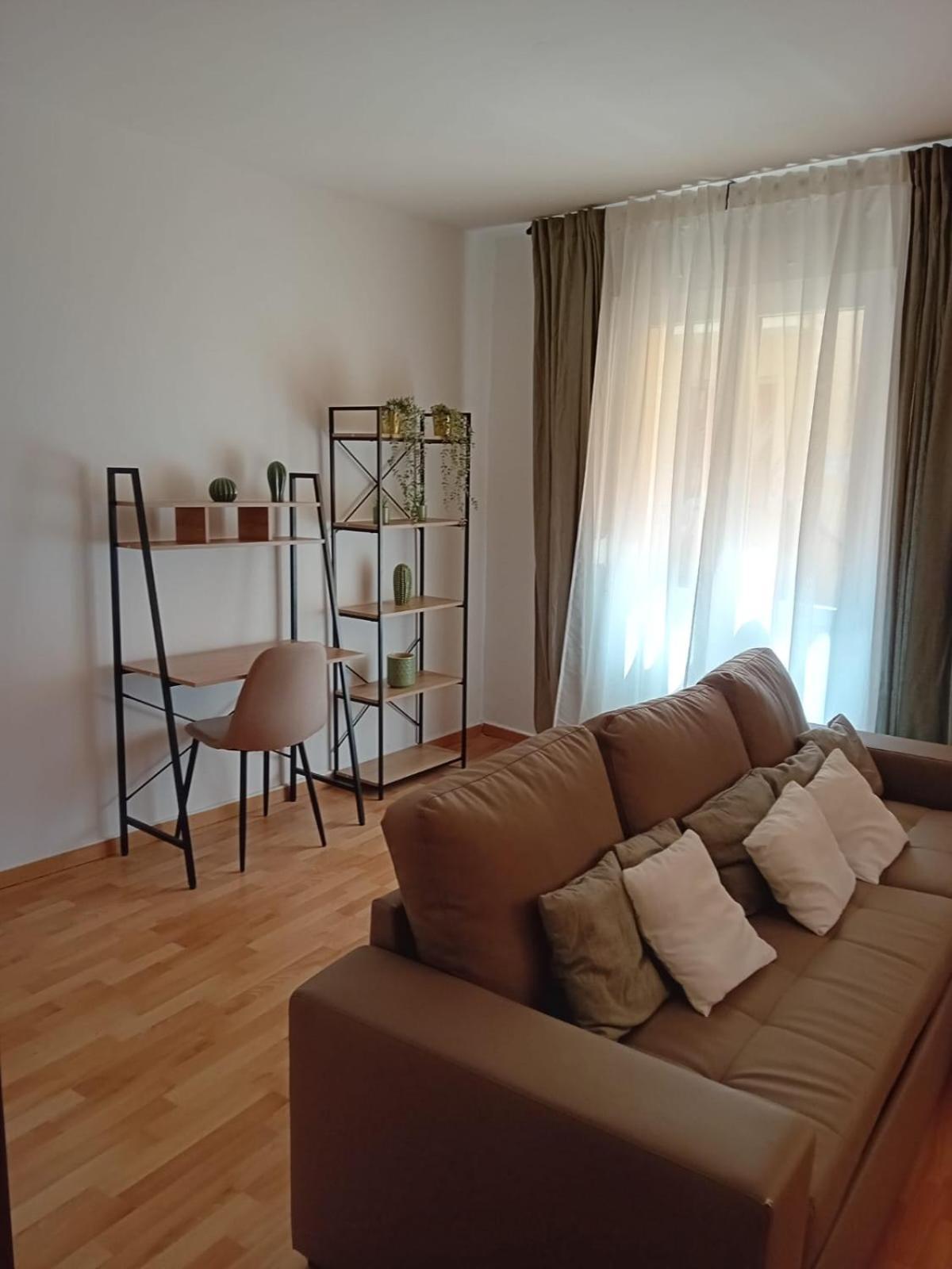 Calle Las Armas 130 Zaragoza Dış mekan fotoğraf